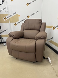Косметологическое кресло реклайнер 2 мотора. Раскладка 180 гр. Арт.596